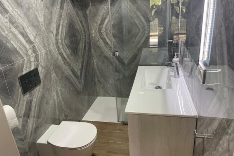 Dzīvoklis pārdošanā Orihuela, Alicante, Spānijā 1 istaba, 150 m2 Nr. 112925 - attēls 7