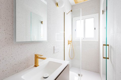 Huoneisto vuokrattavana Barcelona, Espanja, 2 makuuhuonetta, 52 m2 No. 192867 - kuva 27