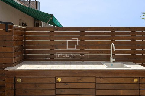 Huoneisto vuokrattavana Barcelona, Espanja, 2 makuuhuonetta, 52 m2 No. 192867 - kuva 3