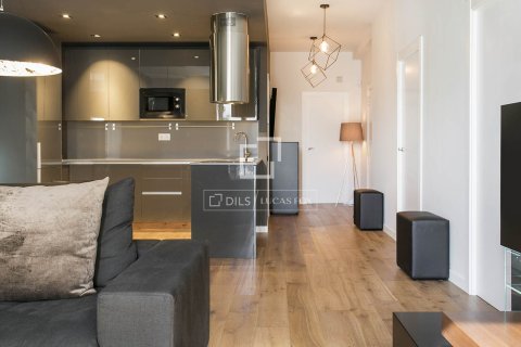Huoneisto vuokrattavana Barcelona, Espanja, 2 makuuhuonetta, 95 m2 No. 192868 - kuva 6