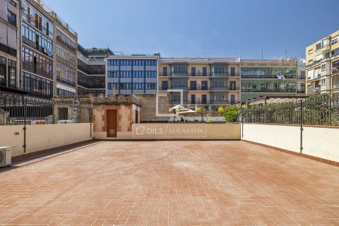 Huoneisto Barcelona, Espanja 3 makuuhuonetta, 167 m2 No. 192873