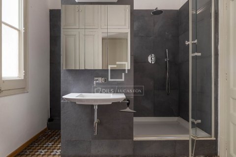 Huoneisto vuokrattavana Barcelona, Espanja, 3 makuuhuonetta, 167 m2 No. 192873 - kuva 10