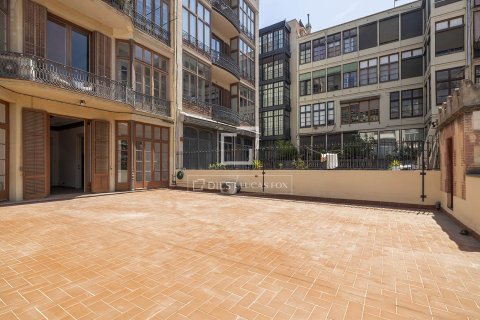 Huoneisto vuokrattavana Barcelona, Espanja, 3 makuuhuonetta, 167 m2 No. 192873 - kuva 4
