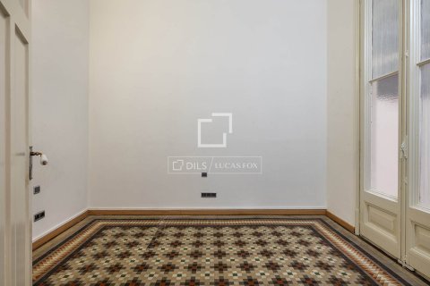 Huoneisto vuokrattavana Barcelona, Espanja, 3 makuuhuonetta, 167 m2 No. 192873 - kuva 23