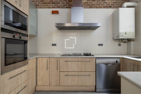 Huoneisto vuokrattavana Barcelona, Espanja, 3 makuuhuonetta, 167 m2 No. 192873 - kuva 20