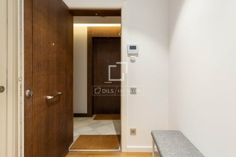 Huoneisto vuokrattavana Barcelona, Espanja, 1 makuuhuone, 75 m2 No. 192870 - kuva 27