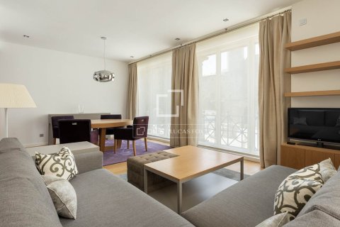 Huoneisto Barcelona, Espanja 1 makuuhuone, 75 m2 No. 192870