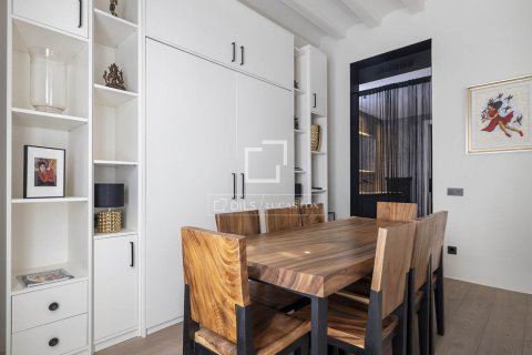 Huoneisto vuokrattavana Barcelona, Espanja, 2 makuuhuonetta, 109 m2 No. 192872 - kuva 8