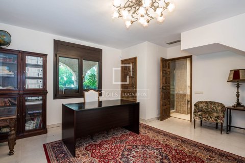 Huvila vuokrattavana Sant Cugat Del Valles, Barcelona, Espanja, 5 makuuhuonetta, 593 m2 No. 192869 - kuva 24