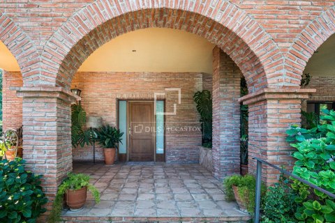 Huvila vuokrattavana Sant Cugat Del Valles, Barcelona, Espanja, 5 makuuhuonetta, 593 m2 No. 192869 - kuva 5