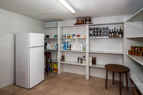 Huvila vuokrattavana Sant Cugat Del Valles, Barcelona, Espanja, 5 makuuhuonetta, 593 m2 No. 192869 - kuva 16