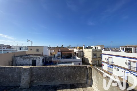 Casa adosada en venta en Chiclana de la Frontera, Cádiz, España 6 dormitorios, 227 m2 No. 173286 - foto 28