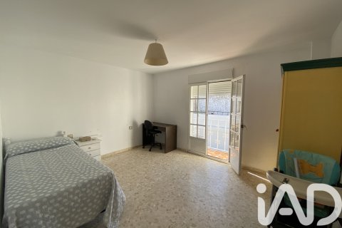 Casa adosada en venta en Chiclana de la Frontera, Cádiz, España 6 dormitorios, 227 m2 No. 173286 - foto 26