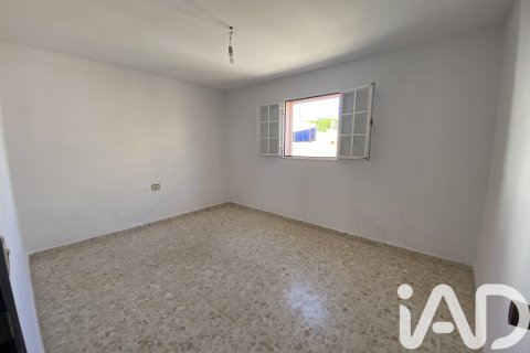 Casa adosada en venta en Chiclana de la Frontera, Cádiz, España 6 dormitorios, 227 m2 No. 173286 - foto 23