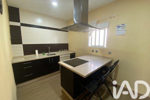 Casa adosada en venta en Chiclana de la Frontera, Cádiz, España 6 dormitorios, 227 m2 No. 173286 - foto 14
