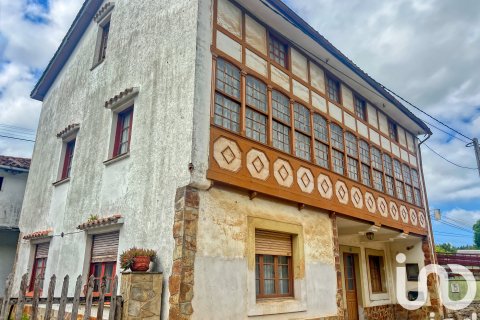 Villa en Castrillón, Asturias, España 12 dormitorios, 671 m2 No. 173355