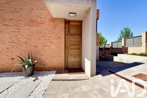 House zum Verkauf in Chiloeches, Guadalajara, Spanien 4 Schlafzimmer, 243 m2 Nr. 196638 - Foto 3