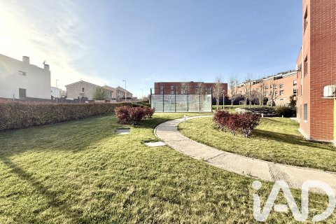 Wohnung zum Verkauf in Villalbilla, Madrid, Spanien 2 Schlafzimmer, 117 m2 Nr. 196640 - Foto 30