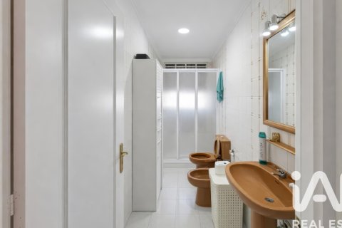 Dzīvoklis pārdošanā Cadiz, Spānijā 3 istabas, 80 m2 Nr. 196639 - attēls 9