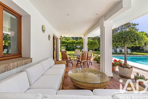 Hus till salu i Estepona, Malaga, Spanien 5 sovrum, 600 kvm. Nr. 173068 - foto 21