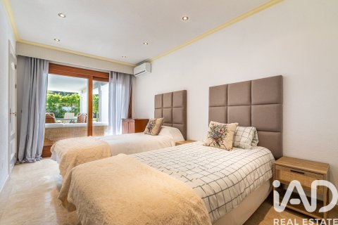 Hus till salu i Estepona, Malaga, Spanien 5 sovrum, 600 kvm. Nr. 173068 - foto 9