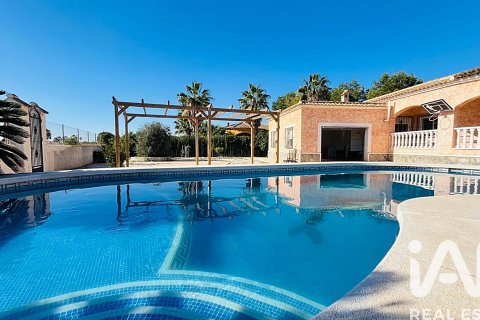 Casa in vendita a Dolores, Alicante, Spagna 3 camere da letto, 218.9 mq. N° 173062 - foto 25