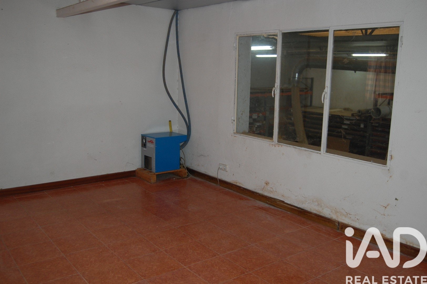 Gewerbeimmobilien in Humanes de Madrid, Madrid, Spanien 3 Schlafzimmer, 328 m2 Nr. 173067