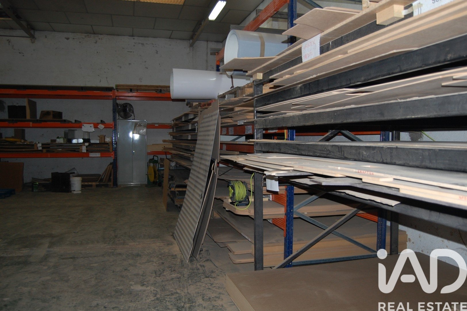 Gewerbeimmobilien in Humanes de Madrid, Madrid, Spanien 3 Schlafzimmer, 328 m2 Nr. 173067