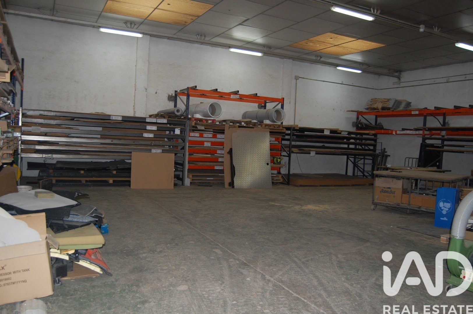 Gewerbeimmobilien in Humanes de Madrid, Madrid, Spanien 3 Schlafzimmer, 328 m2 Nr. 173067