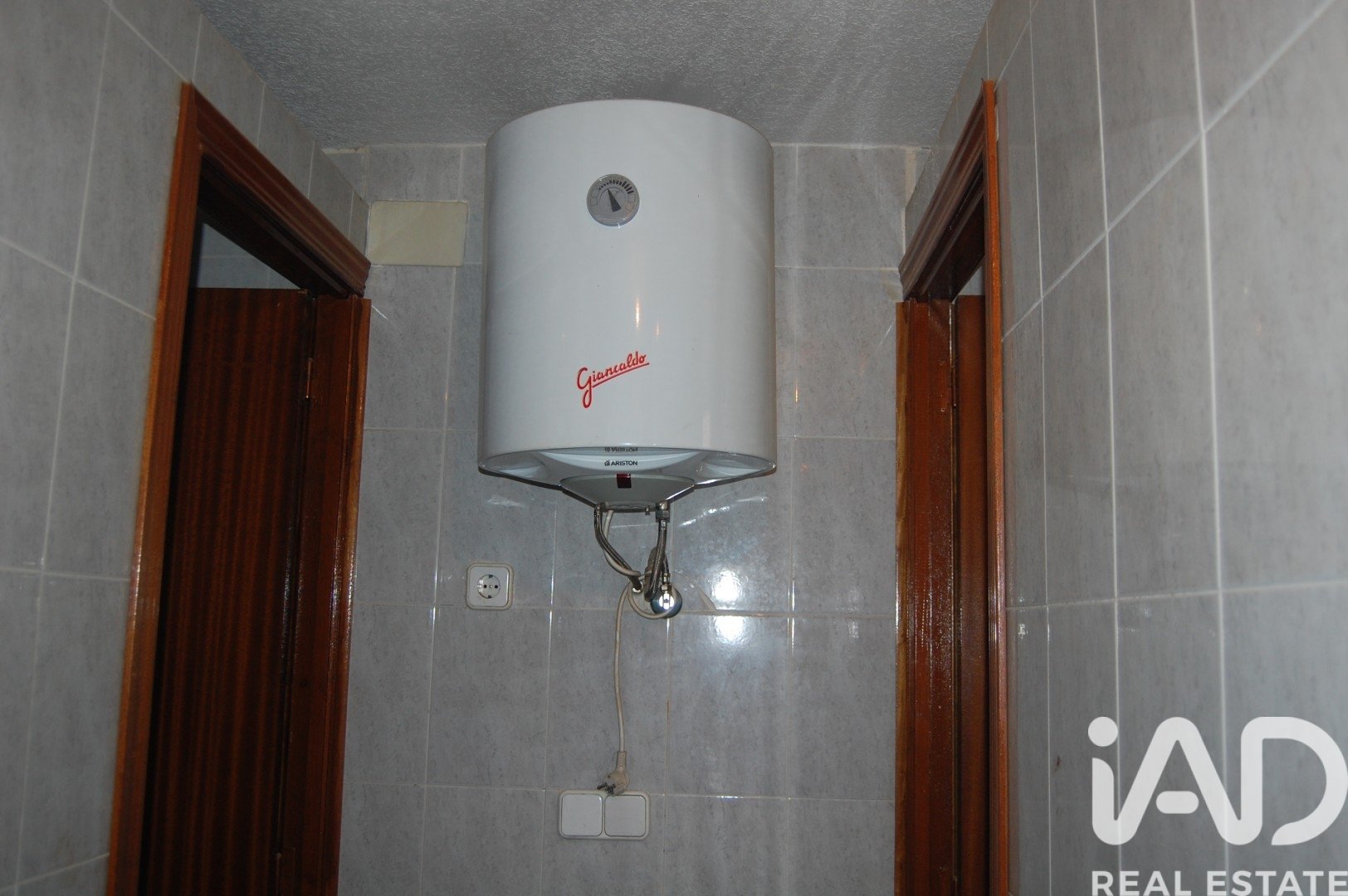 Gewerbeimmobilien in Humanes de Madrid, Madrid, Spanien 3 Schlafzimmer, 328 m2 Nr. 173067