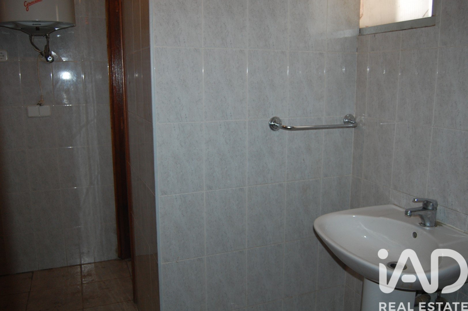 Gewerbeimmobilien in Humanes de Madrid, Madrid, Spanien 3 Schlafzimmer, 328 m2 Nr. 173067