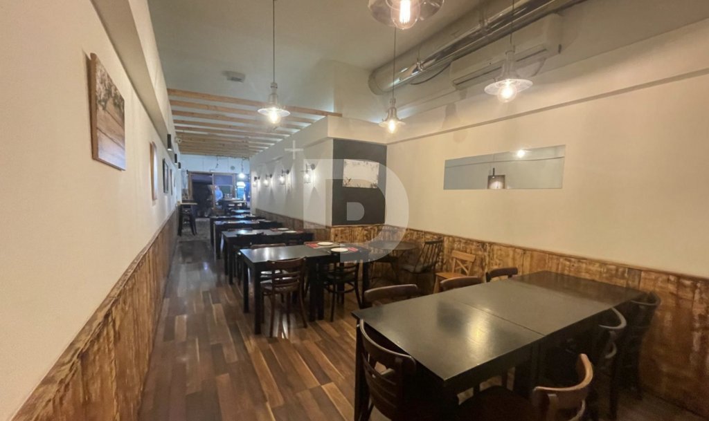 Commercial property à Sant Marti, Barcelona, Espagne 110 m2 No. 151871