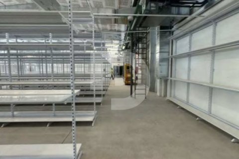 Warehouse for sale in Spain 1995 sq.m. No. 151875 - photo 8