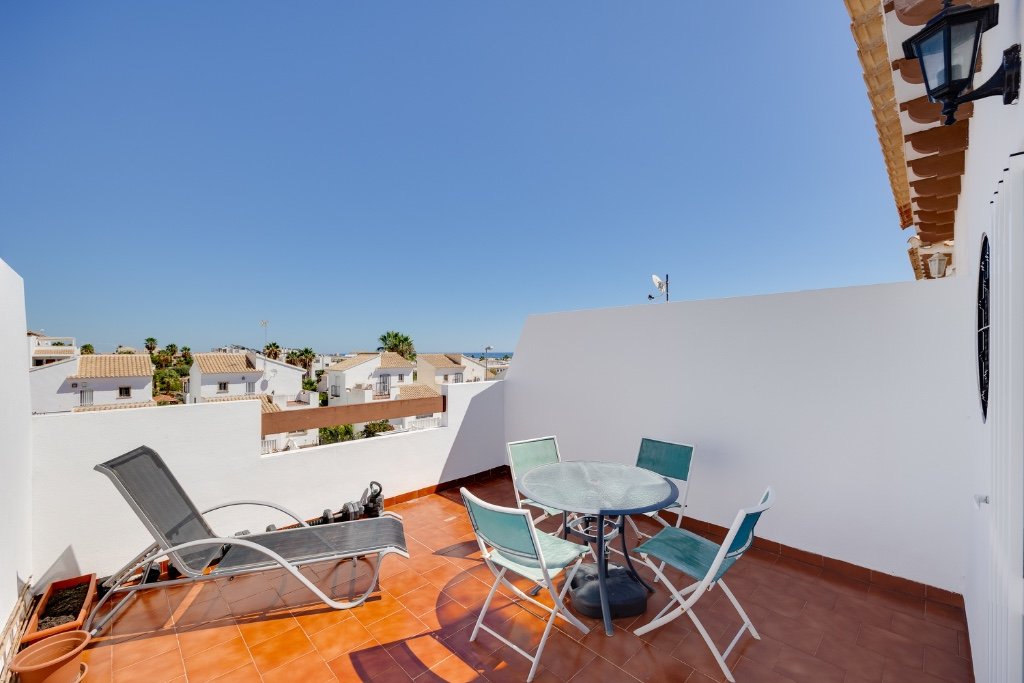 Casa adosada en Punta Prima, Alicante, España 2 dormitorios, 73 m2 No. 143995