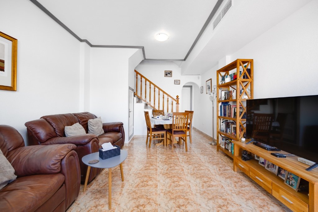 Casa adosada en Punta Prima, Alicante, España 2 dormitorios, 73 m2 No. 143995