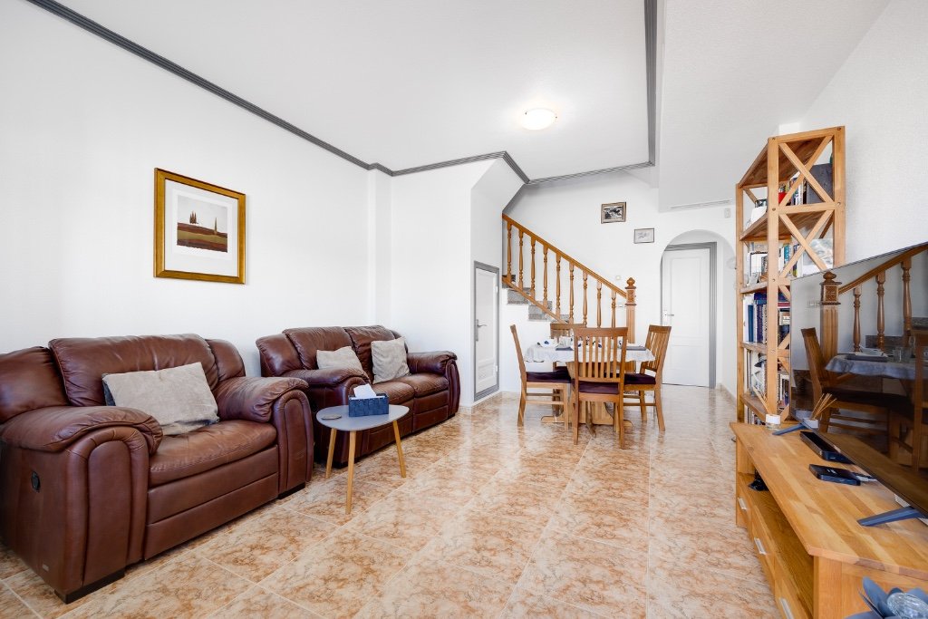 Casa adosada en Punta Prima, Alicante, España 2 dormitorios, 73 m2 No. 143995