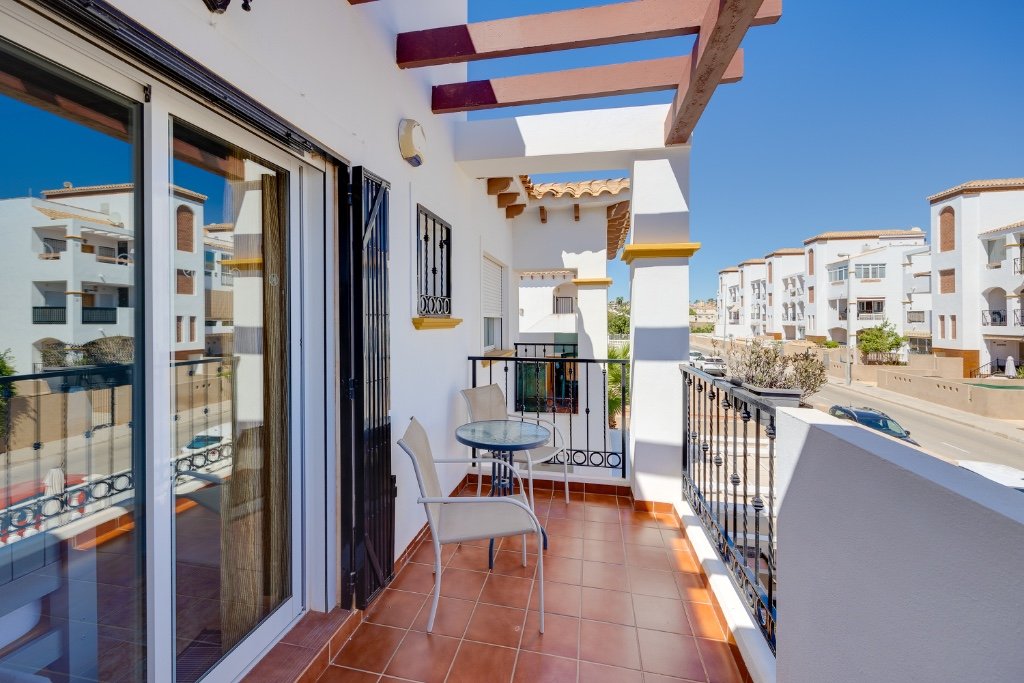 Casa adosada en Punta Prima, Alicante, España 2 dormitorios, 73 m2 No. 143995