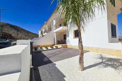 Bungalow en venta en Alicante, España 3 dormitorios, 78 m2 No. 143998 - foto 2