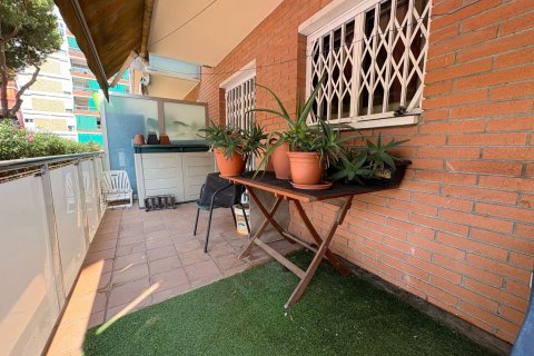 Продажа квартиры Барселона, Испания 2 спальни, 65м2 №134022 - фото 5