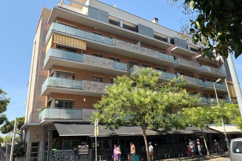 Продажа квартиры Барселона, Испания 2 спальни, 65м2 №134022 - фото 1