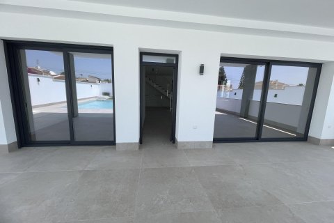 Huvila myytävänä Ciudad Quesada, Alicante, Espanja, 3 makuuhuonetta, 282 m2 No. 134023 - kuva 4