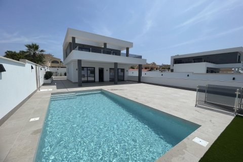 Huvila myytävänä Ciudad Quesada, Alicante, Espanja, 3 makuuhuonetta, 282 m2 No. 134023 - kuva 1