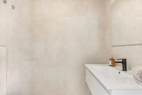 SUNPRIVILEGE 2 San Javier, Murcia, Espanja No. 177367 - kuva 11