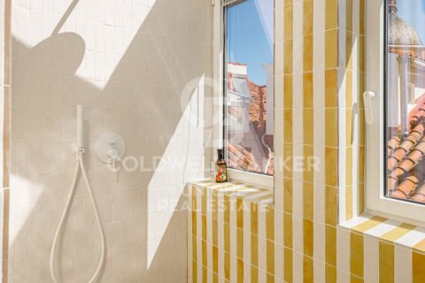 Takvåning till salu i Madrid, Spanien 4 sovrum, 305 kvm. Nr. 159962 - foto 17