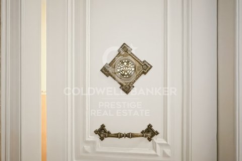 Huoneisto myytävänä Barcelona, Espanja, 3 makuuhuonetta, 160 m2 No. 159960 - kuva 22