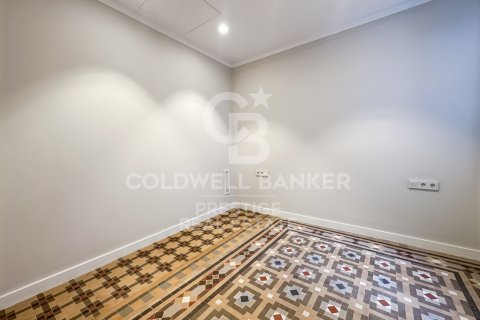 Huoneisto myytävänä Barcelona, Espanja, 3 makuuhuonetta, 160 m2 No. 159960 - kuva 17