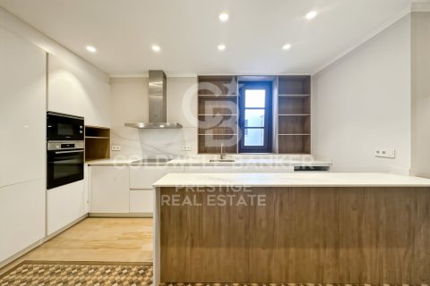 Huoneisto myytävänä Barcelona, Espanja, 3 makuuhuonetta, 160 m2 No. 159960 - kuva 8