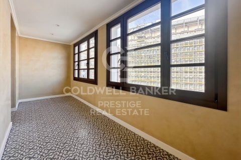 Huoneisto myytävänä Barcelona, Espanja, 3 makuuhuonetta, 160 m2 No. 159960 - kuva 15