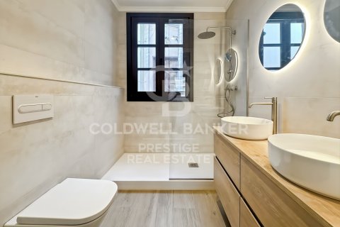 Huoneisto myytävänä Barcelona, Espanja, 3 makuuhuonetta, 160 m2 No. 159960 - kuva 13