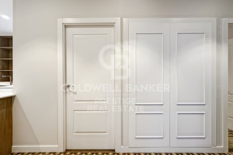 Huoneisto myytävänä Barcelona, Espanja, 3 makuuhuonetta, 160 m2 No. 159960 - kuva 20